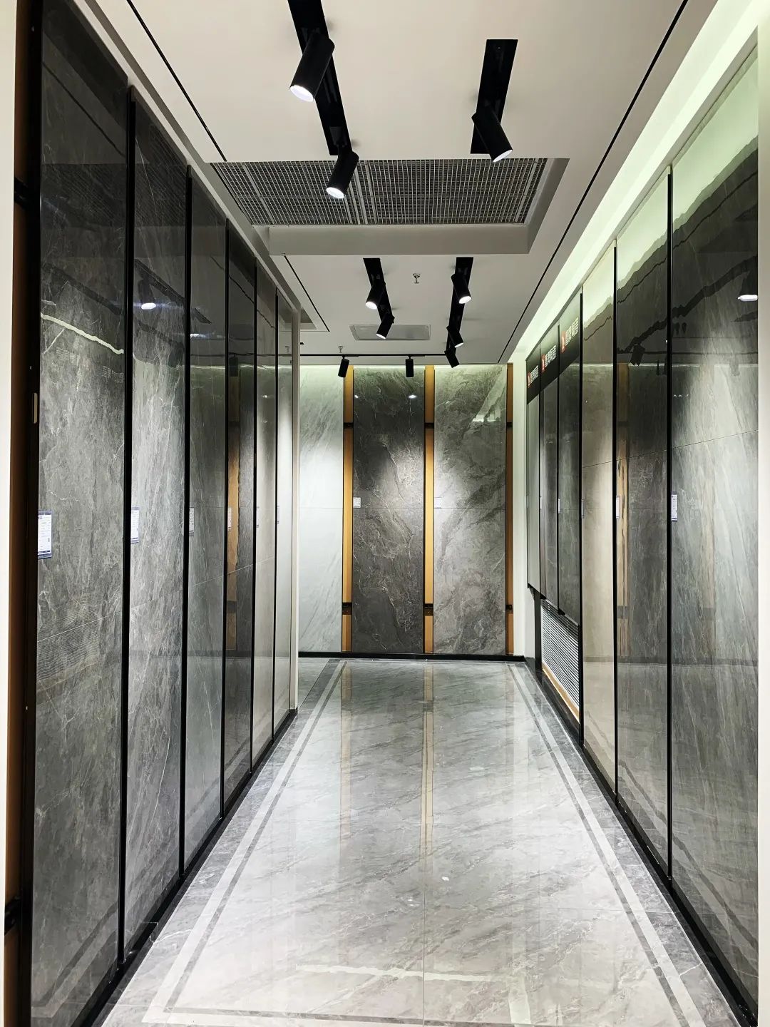 新店鉴赏｜成都觊发k8旗舰厅陶瓷轻奢体验店，在这里邂逅你心目中的生活(图17)