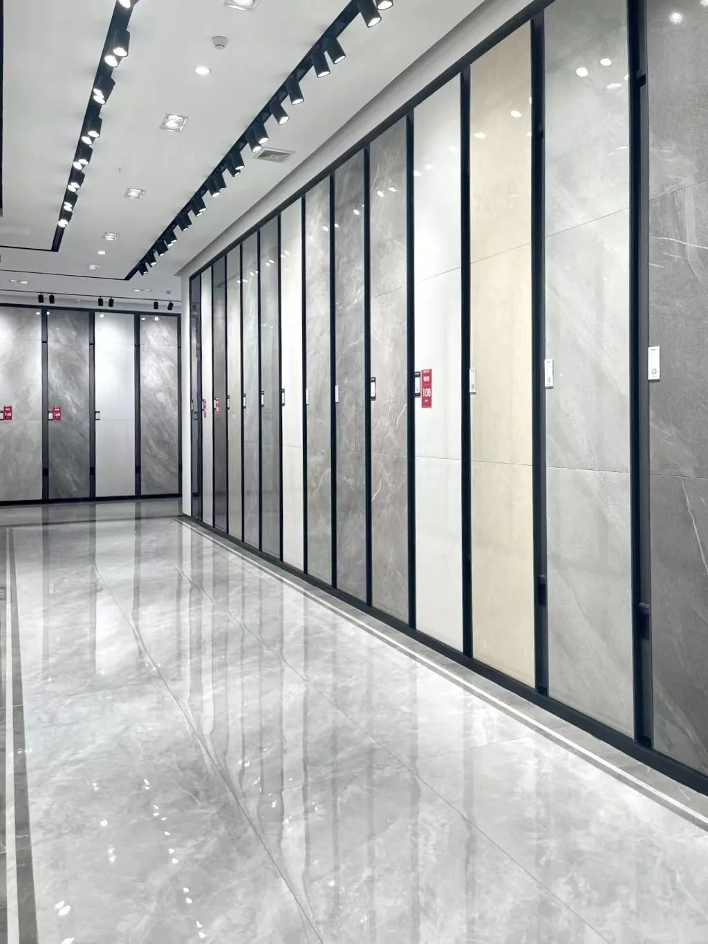 觊发k8旗舰厅墙地专家店｜广东?惠州——用心塑造别具一格的美学空间(图13)