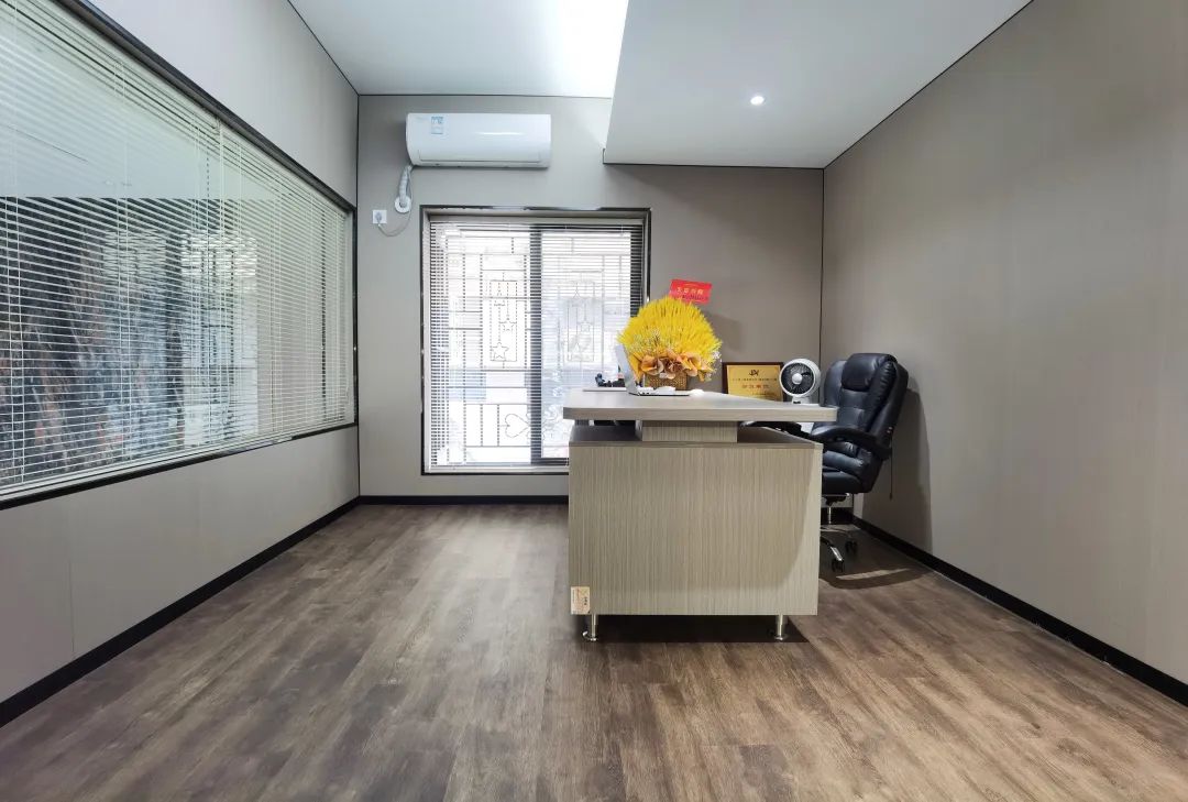 觊发k8旗舰厅墙地专家店｜梅州?兴宁——装出年轻新高度!(图3)
