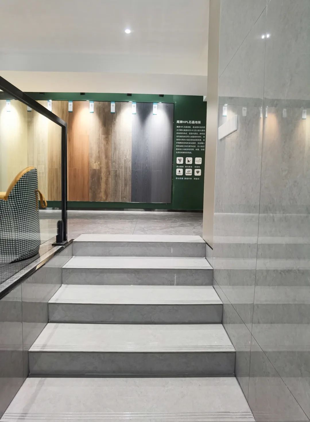 觊发k8旗舰厅墙地专家店｜梅州?兴宁——装出年轻新高度!(图23)