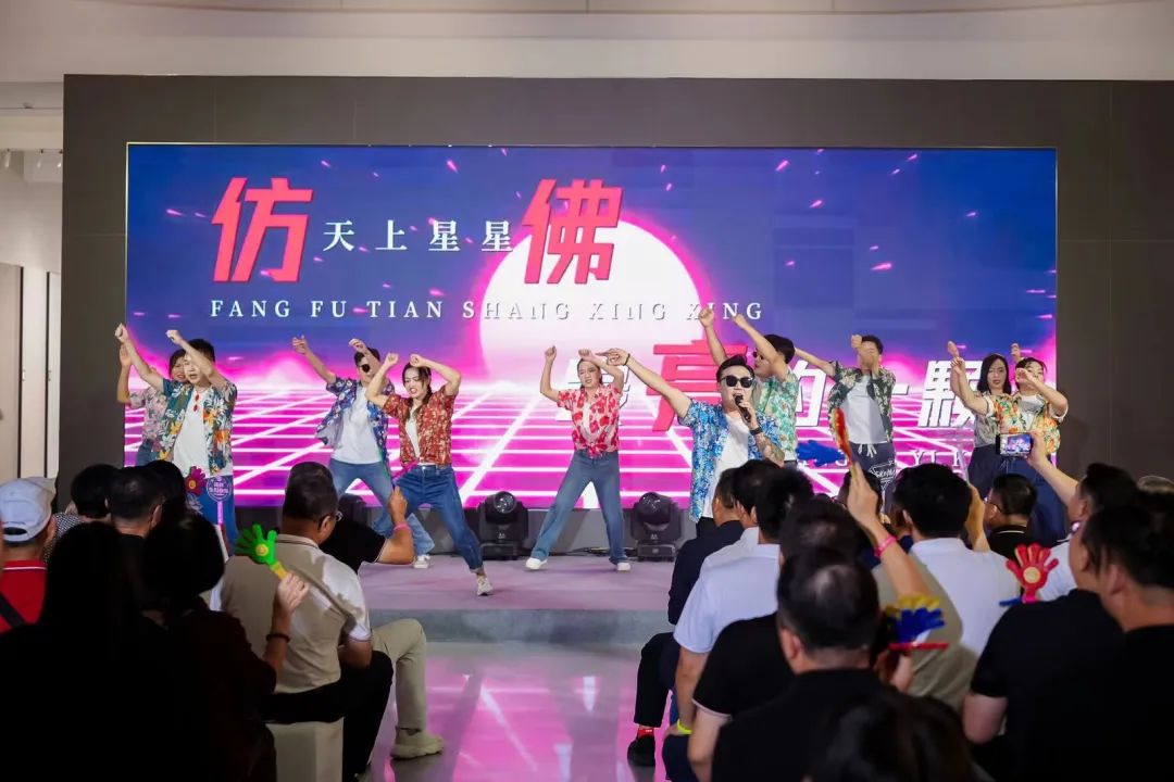 "芳华五十、筑梦百年" ——觊发k8旗舰厅集团五十周年青春音乐会圆满举行！(图14)
