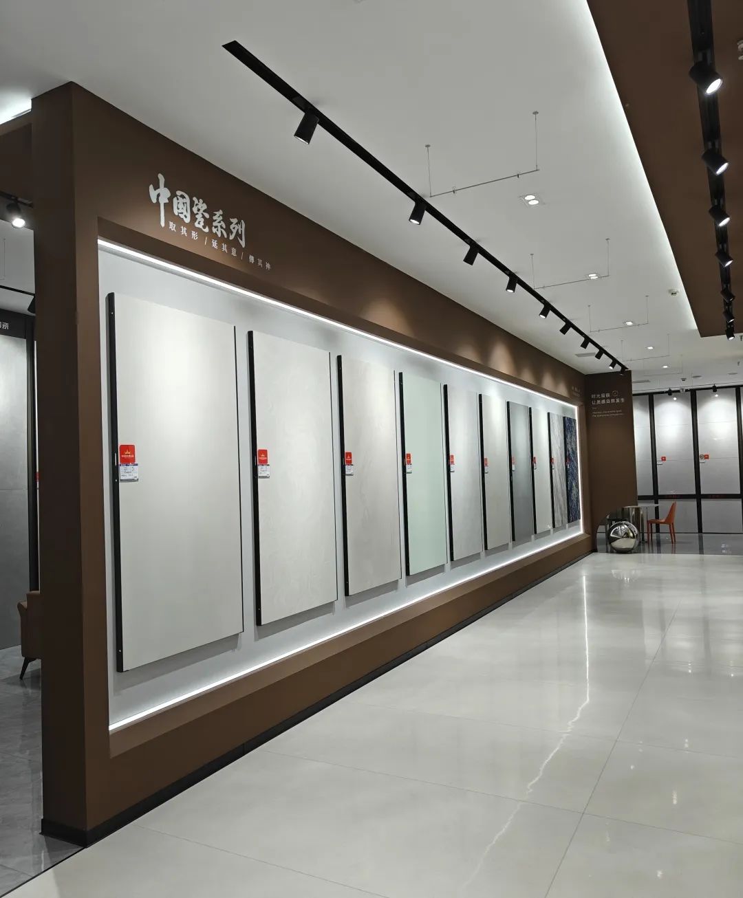 觊发k8旗舰厅50周年 门店风采｜河南驻马店觊发k8旗舰厅旗舰店，让雅致成为生活的底色(图7)