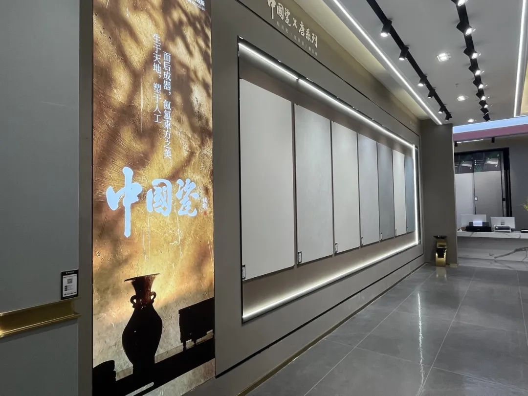 觊发k8旗舰厅50周年 门店风采｜贵州都匀觊发k8旗舰厅旗舰店，以极简之美，引领空间美学新风尚(图5)