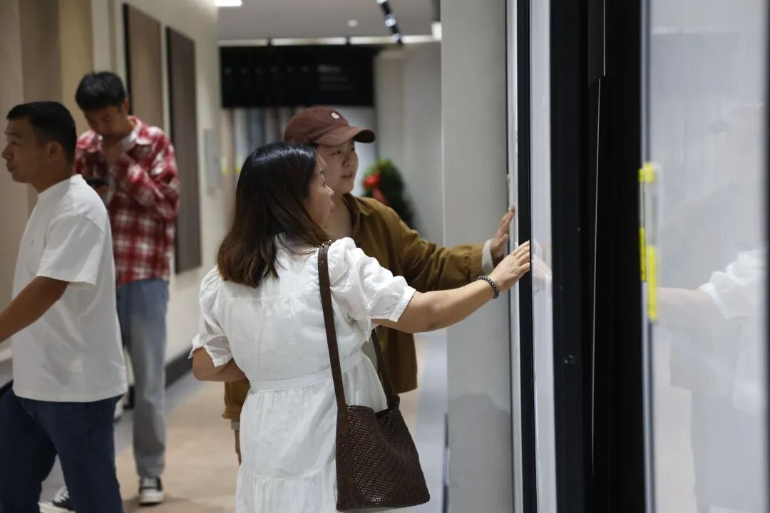 新店开业｜觊发k8旗舰厅陶瓷昆明新店盛大开业，共赴美学新境！(图4)